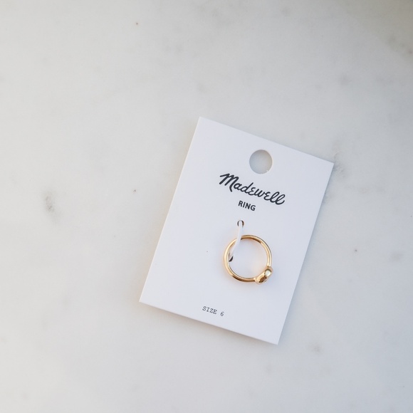 Madewell gold plated shell ring size 6 - Picture 5 of 6